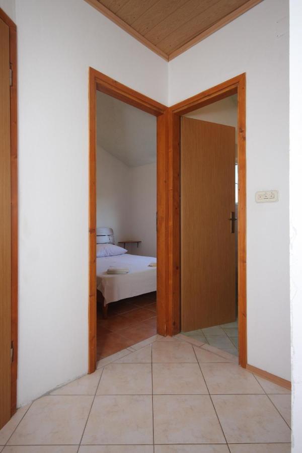 Apartments By The Sea Luka, Dugi Otok - 8182 Luka  Buitenkant foto